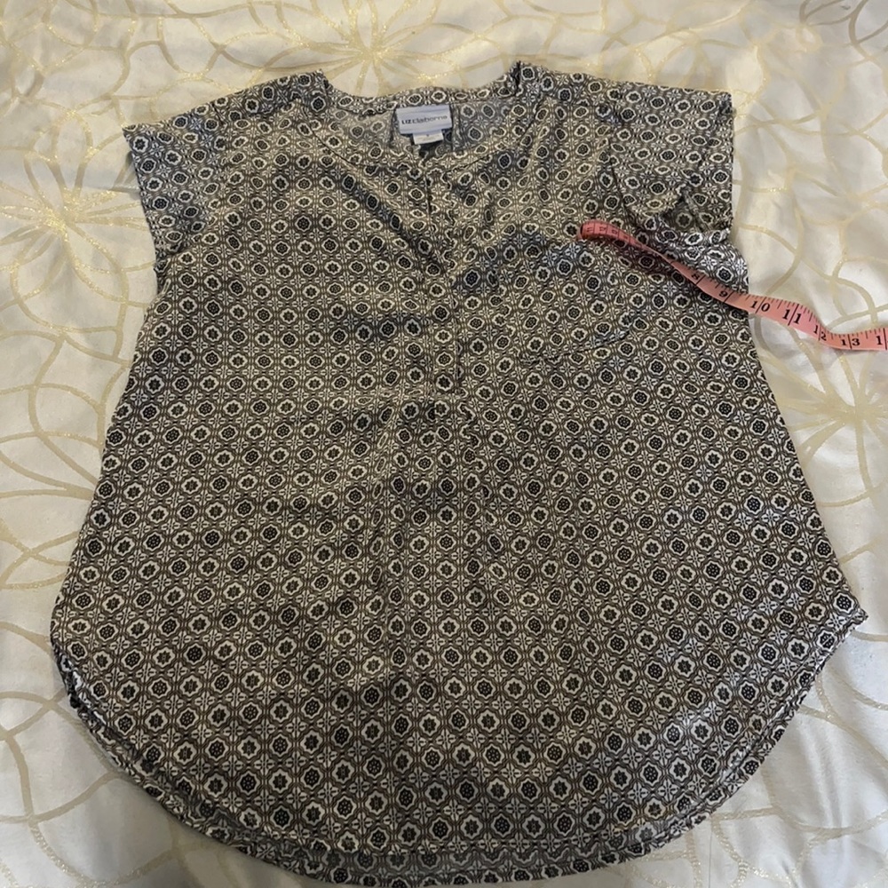 Women’s Split Crew Neck Short Sleeve Blouse